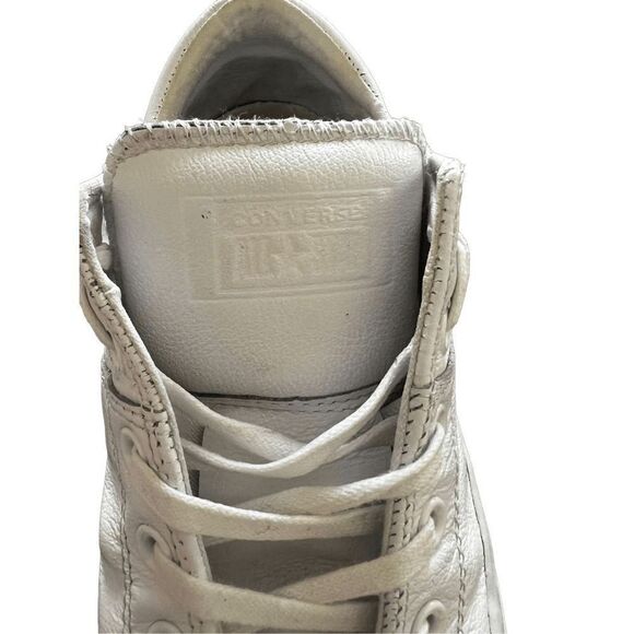 Chuck Taylor All Star Leather White size sneakers size 10 - Picture 9 of 9